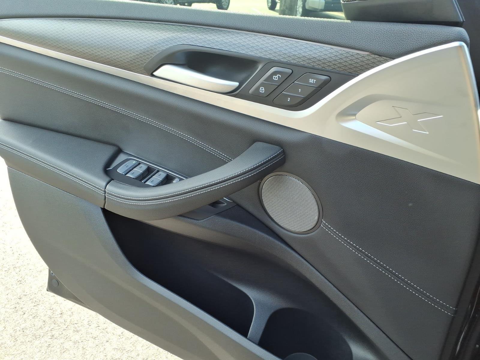 Used 2023 Carbon Black Metallic BMW M40i image 32