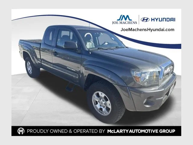 Used 2009 Gray Toyota Base image 1