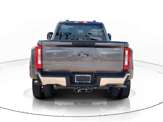 New 2027 Gray Metallic Ford XL 4WD CREW CAB image 6