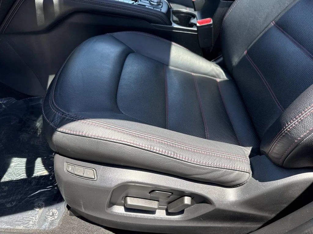Used 2025 Gray Mazda 2.5 Turbo Premium image 31