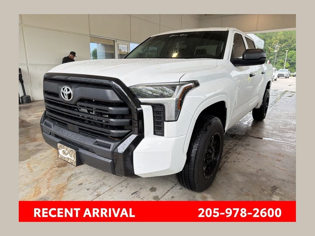 2023 Toyota Tundra SR 3.4L 4WD CrewMax 5.5' Bed's photo
