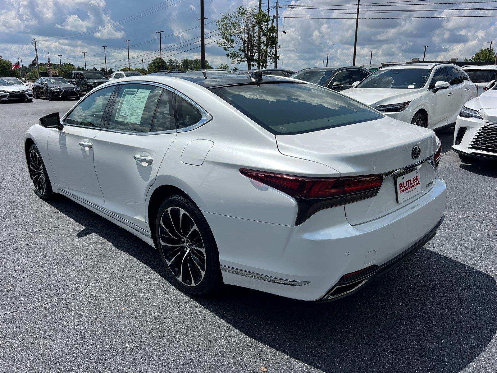 Used 2023 Eminent White Pearl Lexus 500 Luxury image 7