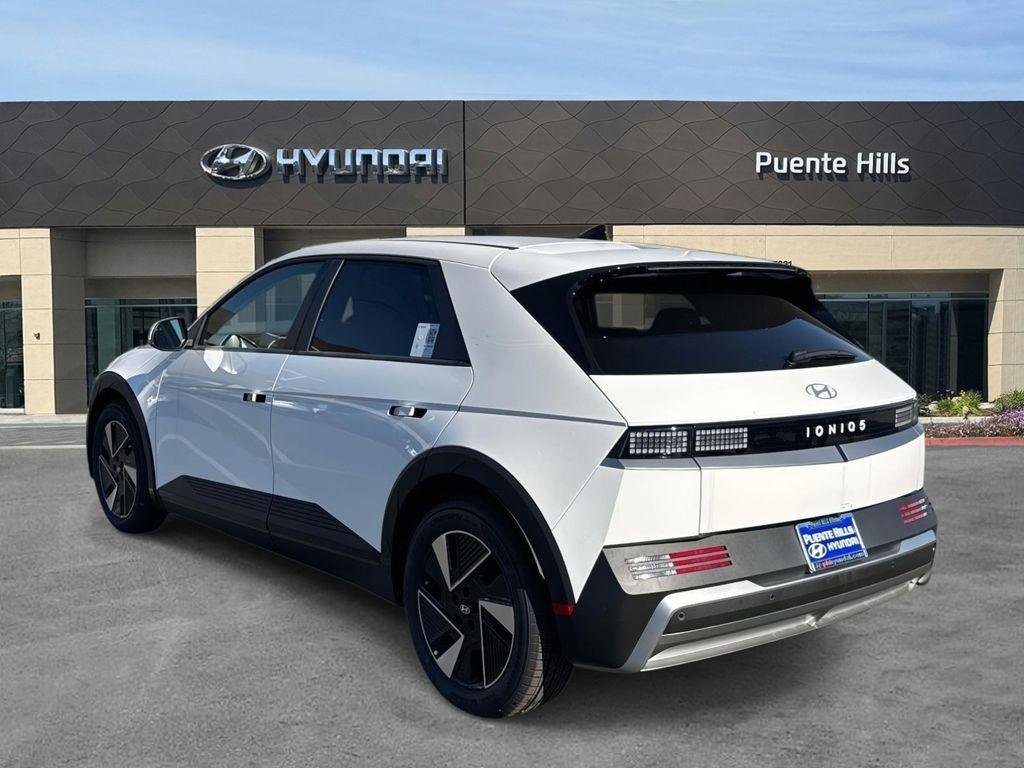 New 2026 White Hyundai SEL image 4