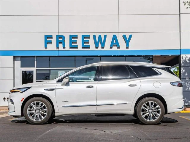 Used 2023 White Frost Tricoat Buick Avenir image 2