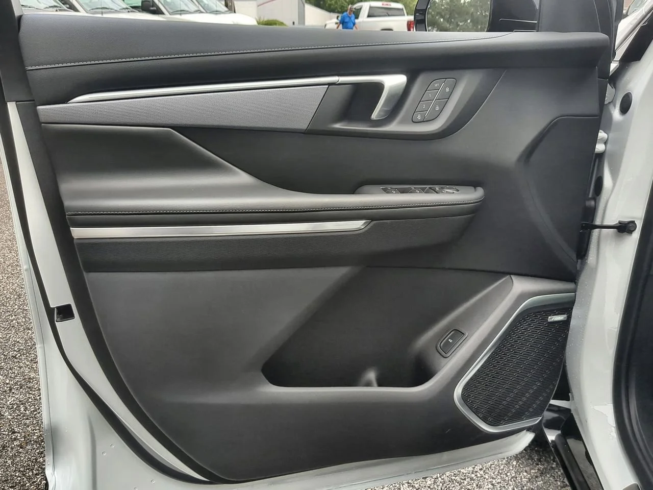 New 2026 Summit White Buick Sport Touring image 23