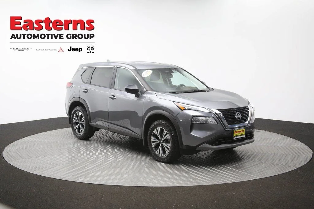 Used 2023 Gray Nissan SV image 49