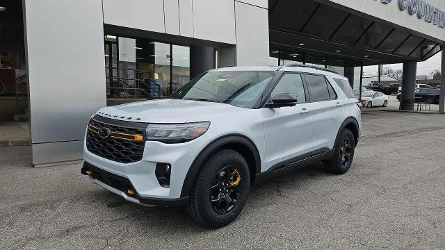 New 2026 Space White Metallic Ford Tremor AWD image 20