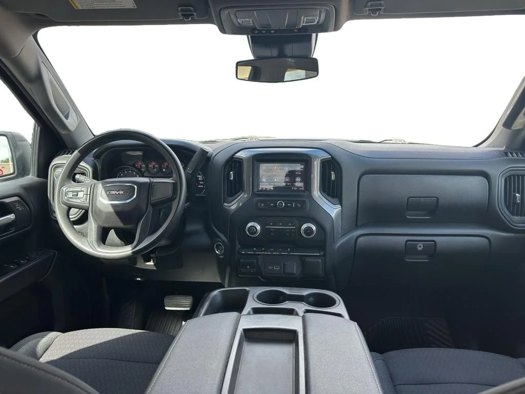 Used 2024 Onyx Black GMC Pro image 3