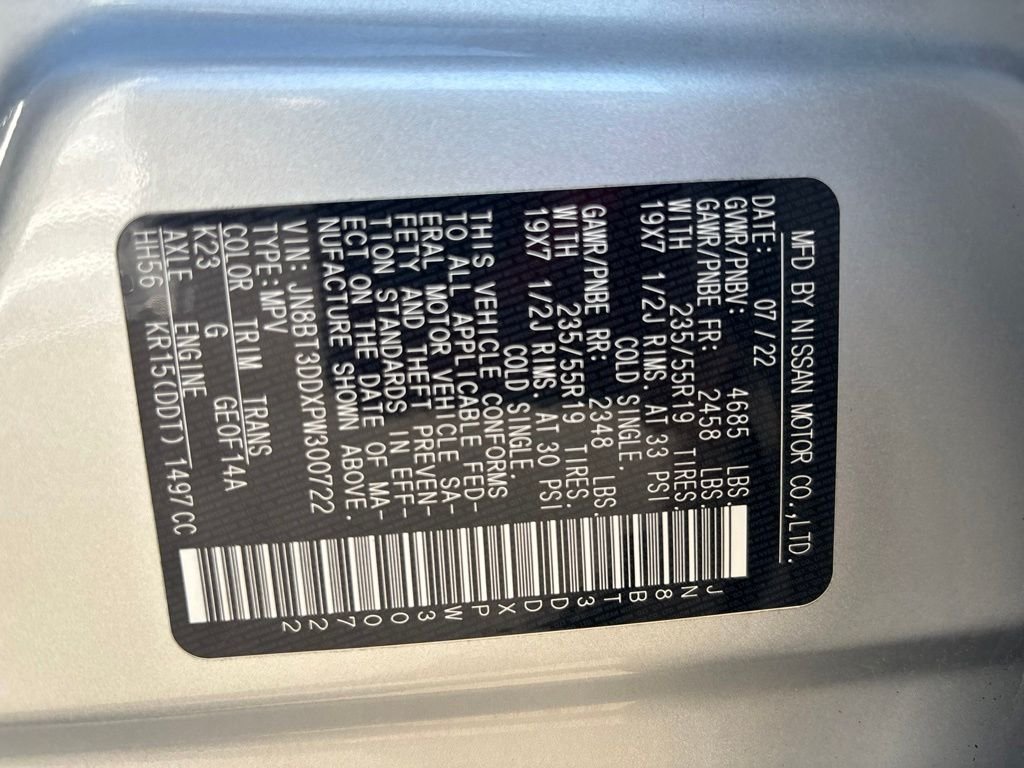 Used 2023 Silver Nissan Platinum image 11