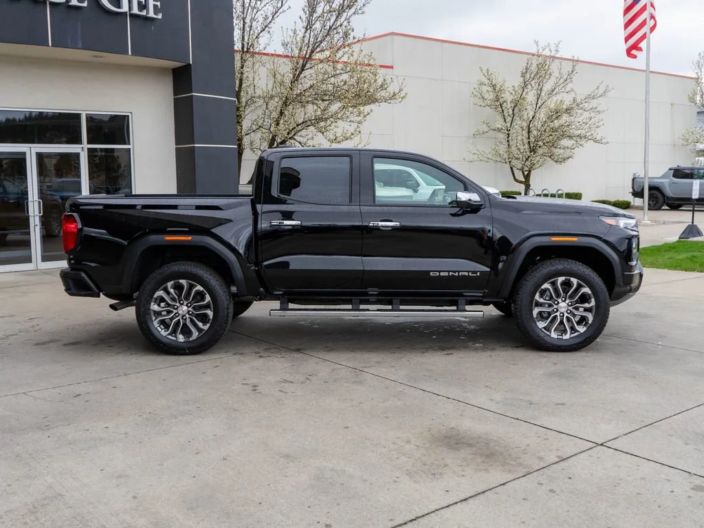2026 GMC Canyon Denali - Photo 8