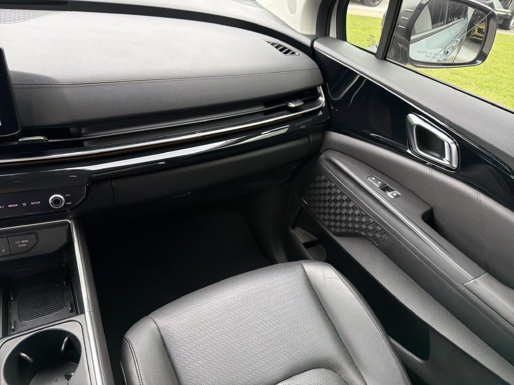 2025 Kia Carnival SX Prestige - Photo 23