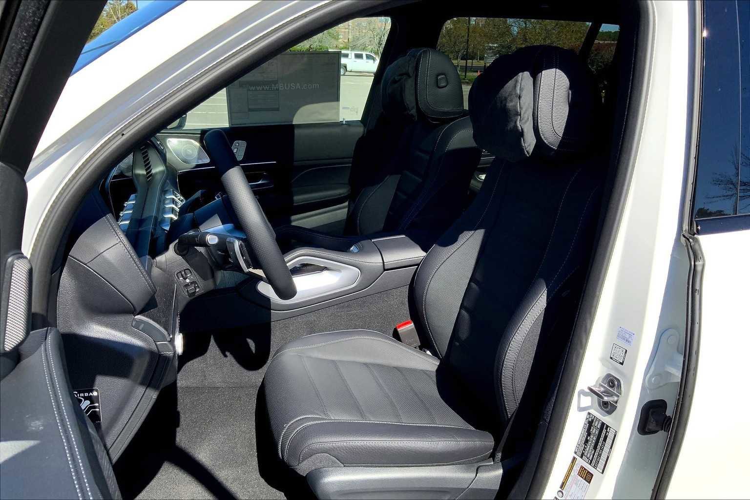 New 2026 Polar White Mercedes-Benz GLS 450 image 12