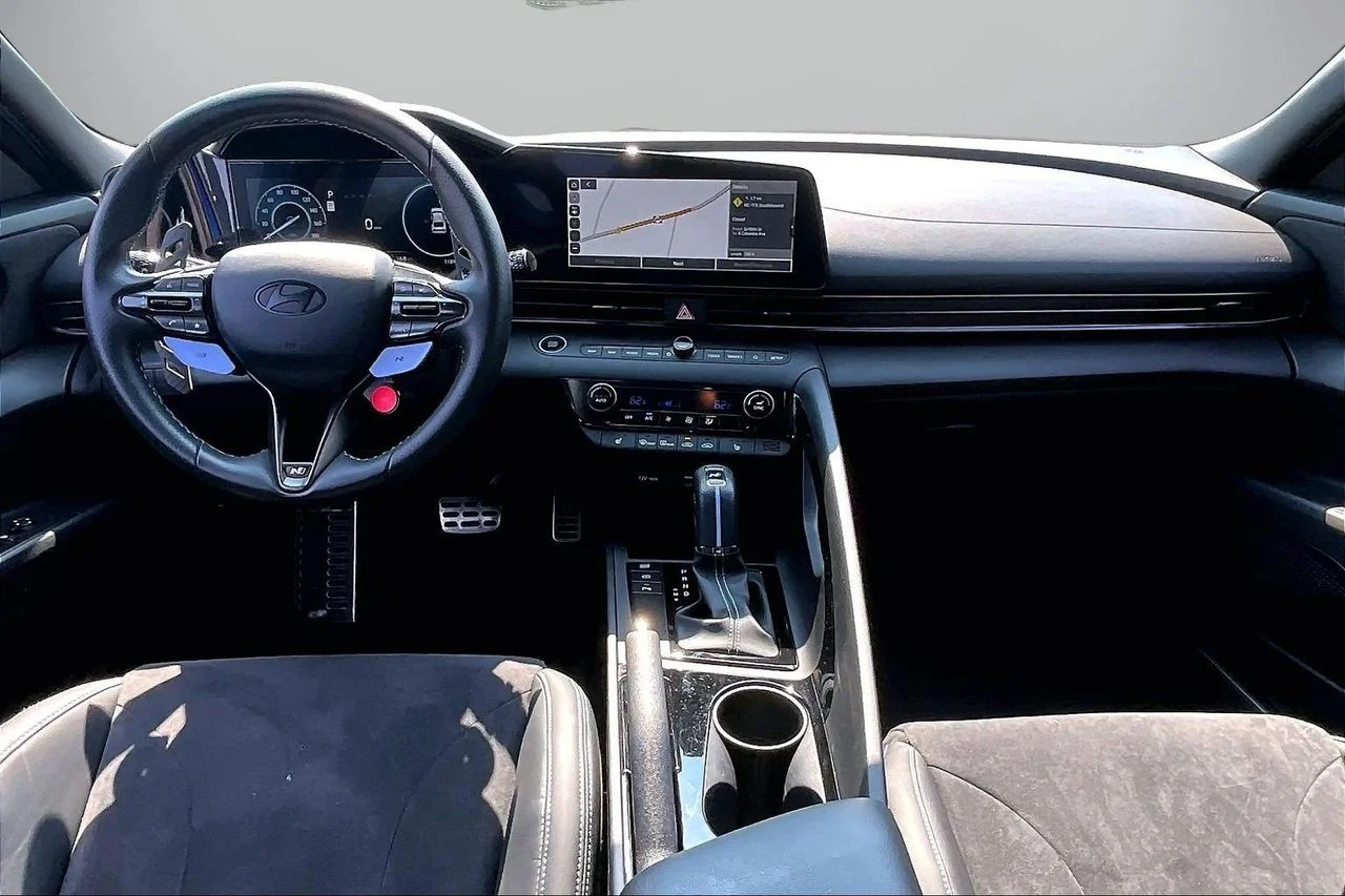 Used 2025 Blue Hyundai Base image 14
