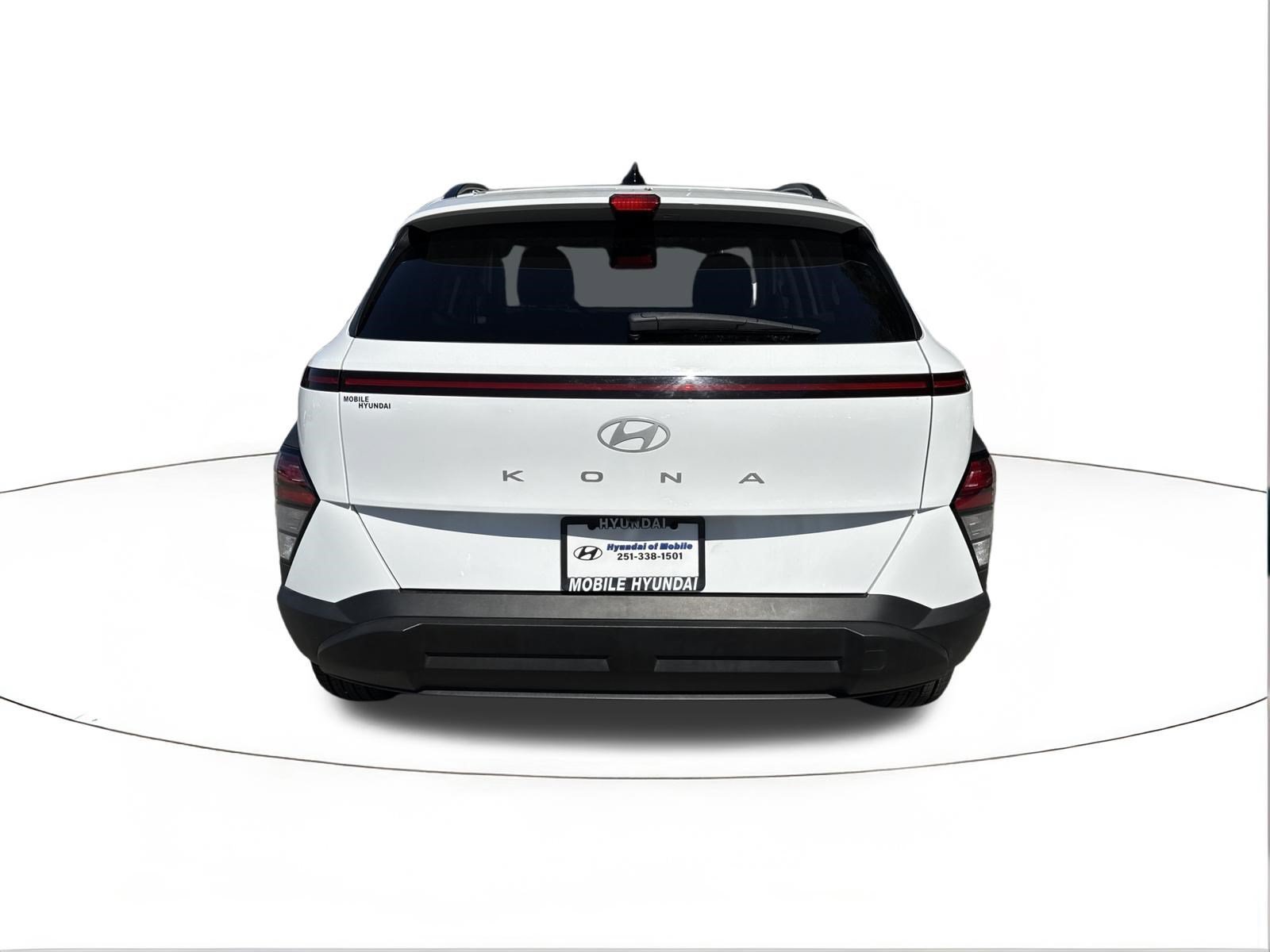 Used 2025 Atlas White Hyundai SEL image 4