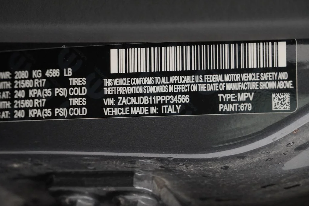 Used 2023 Gray Jeep Latitude image 53