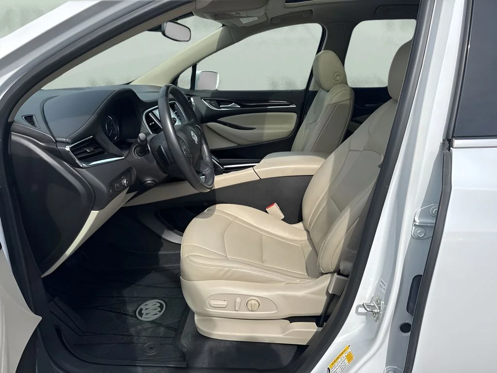 Used 2018 White Buick Premium Group image 9
