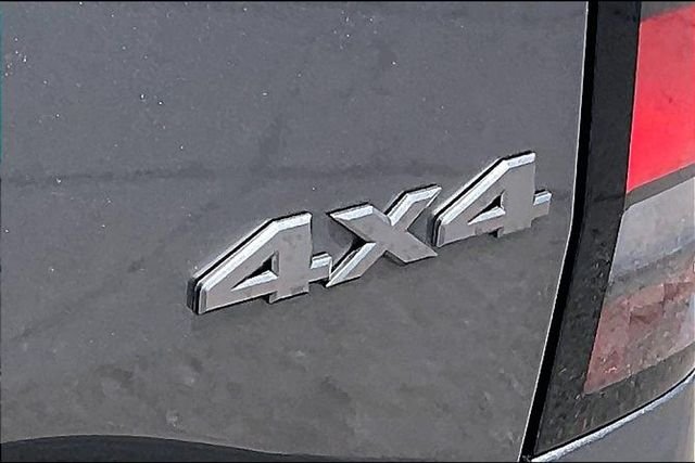 Used 2025 Gray Nissan S image 8