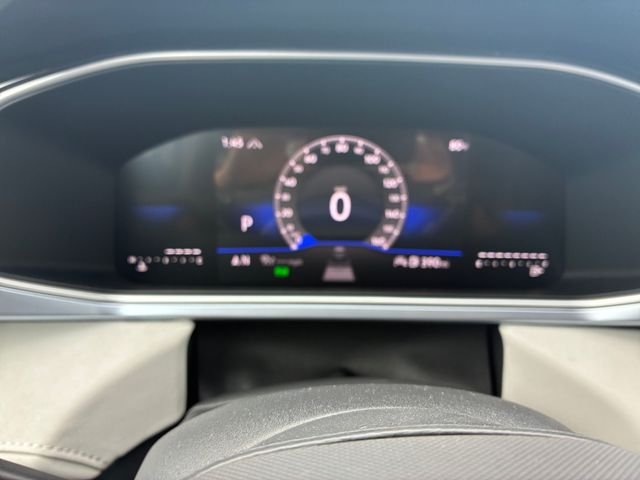 New 2026 Pure White Volkswagen 1.5T SE image 16
