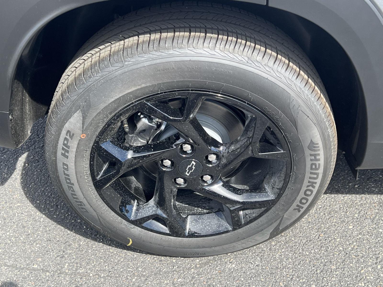 2026 Chevrolet Trax LT - Photo 12