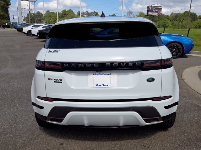 Used 2020  Land Rover R-Dynamic SE image 13