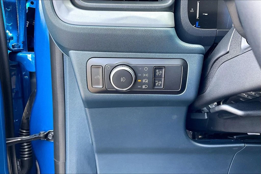 New 2026 Velocity Blue Ford Lobo™ image 36