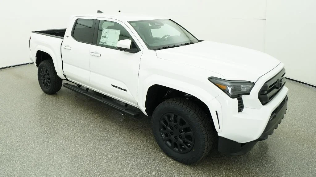 New 2026 Ice Cap Toyota SR5 image 3
