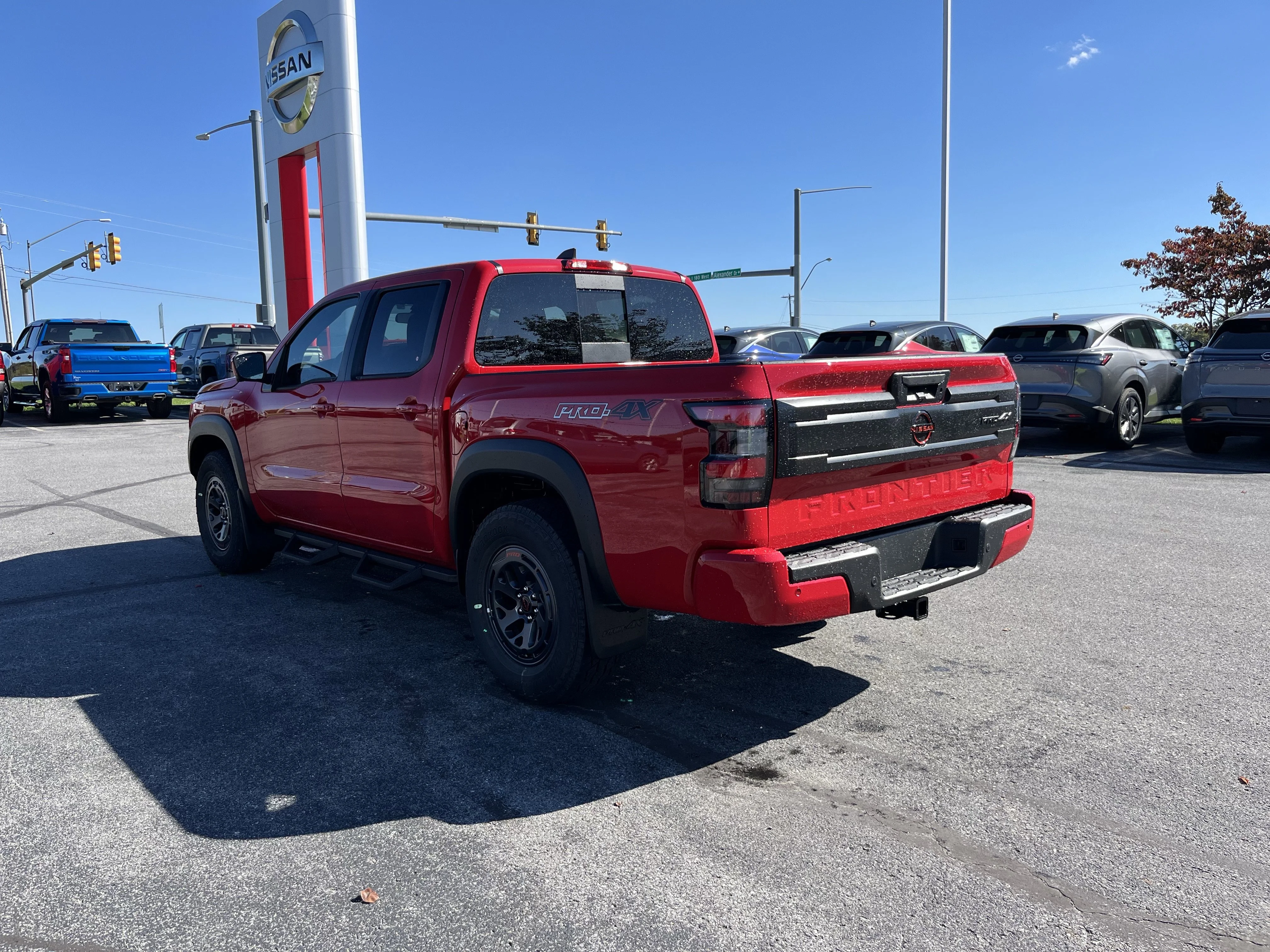 2026 Nissan Frontier PRO-4X - Photo 6