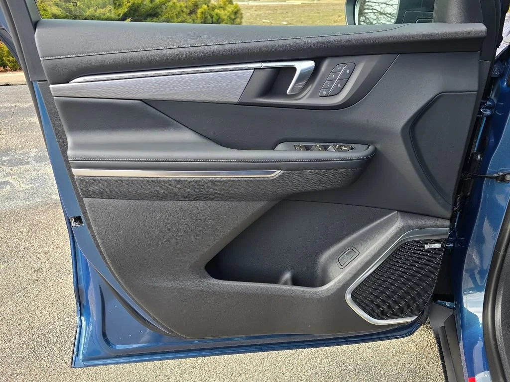 New 2026 Ocean Blue Metallic Buick Preferred image 13