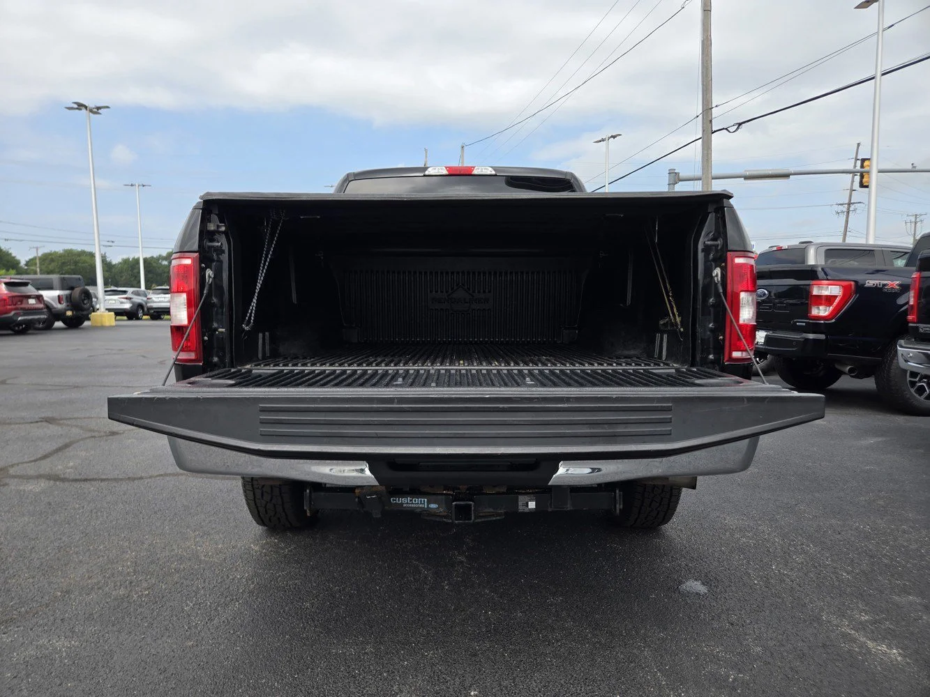 Used 2018  Ford XLT image 35