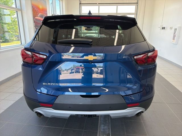 Used 2022 Blue Glow Metallic Chevrolet LT image 4