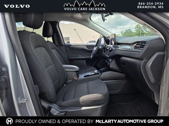 Used 2023 Silver Ford Active image 25
