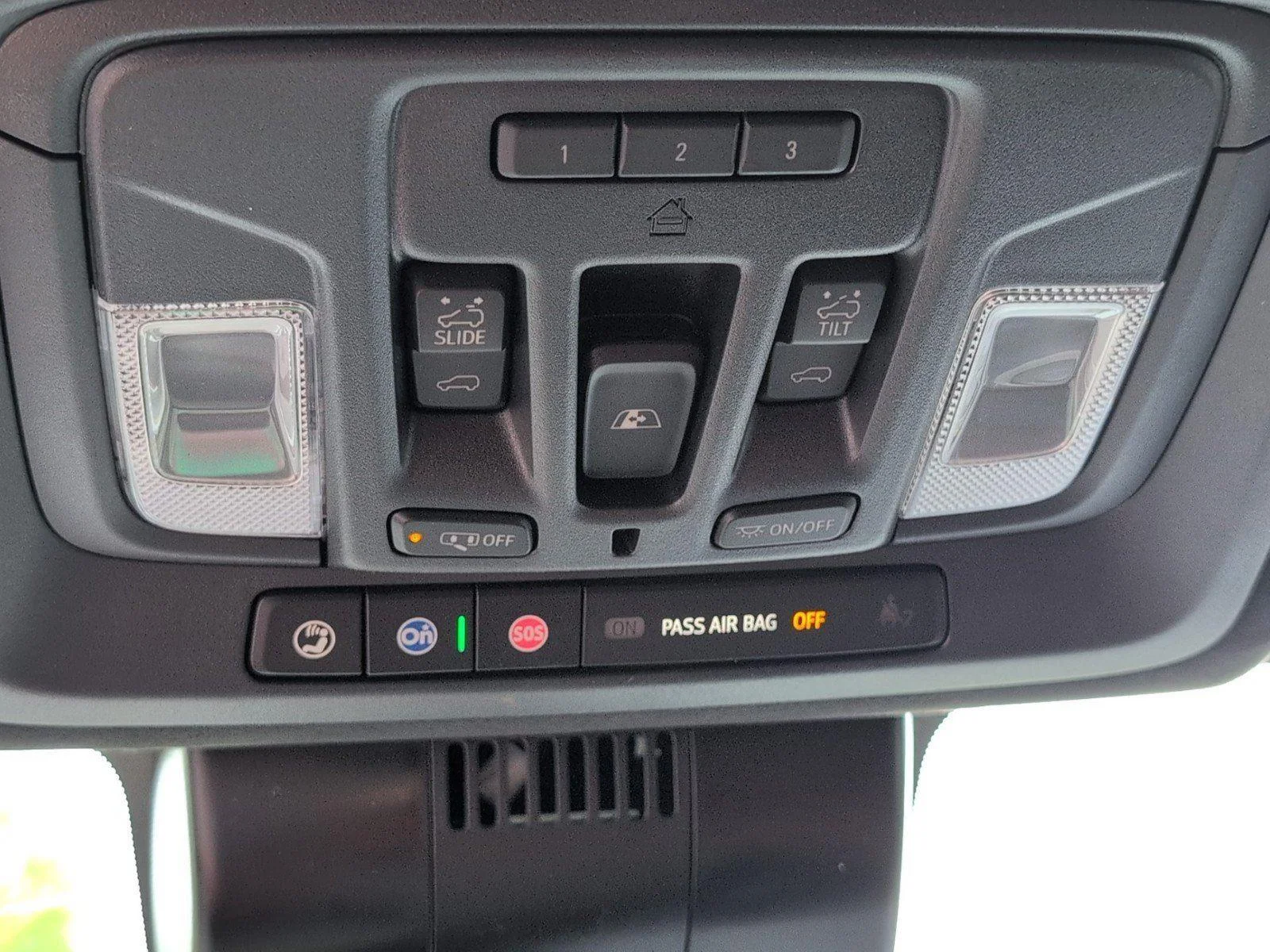 New 2026 Glacier White Tricoat GMC Denali Ultimate image 19