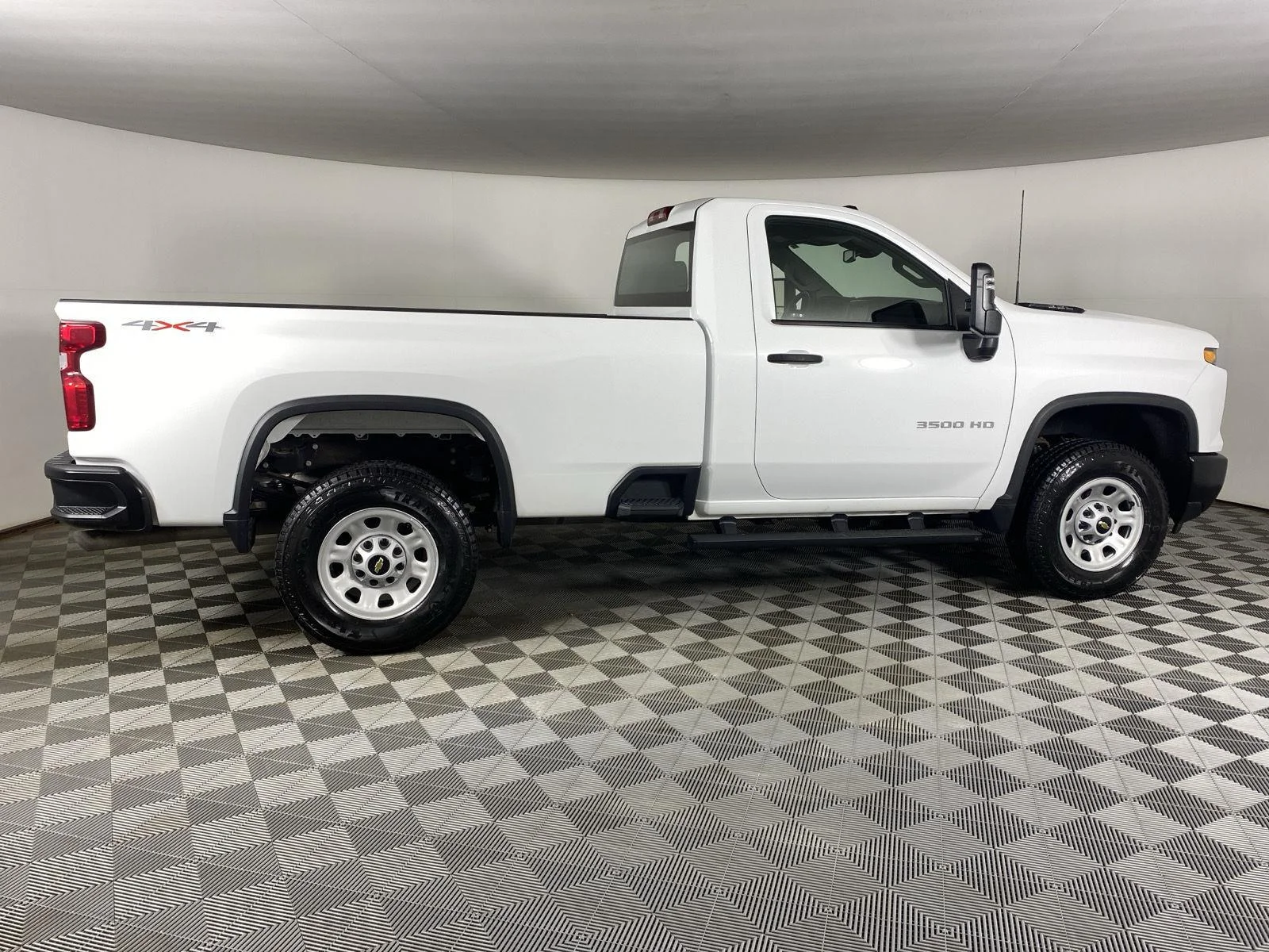 Used 2024 Summit White Chevrolet WT image 8