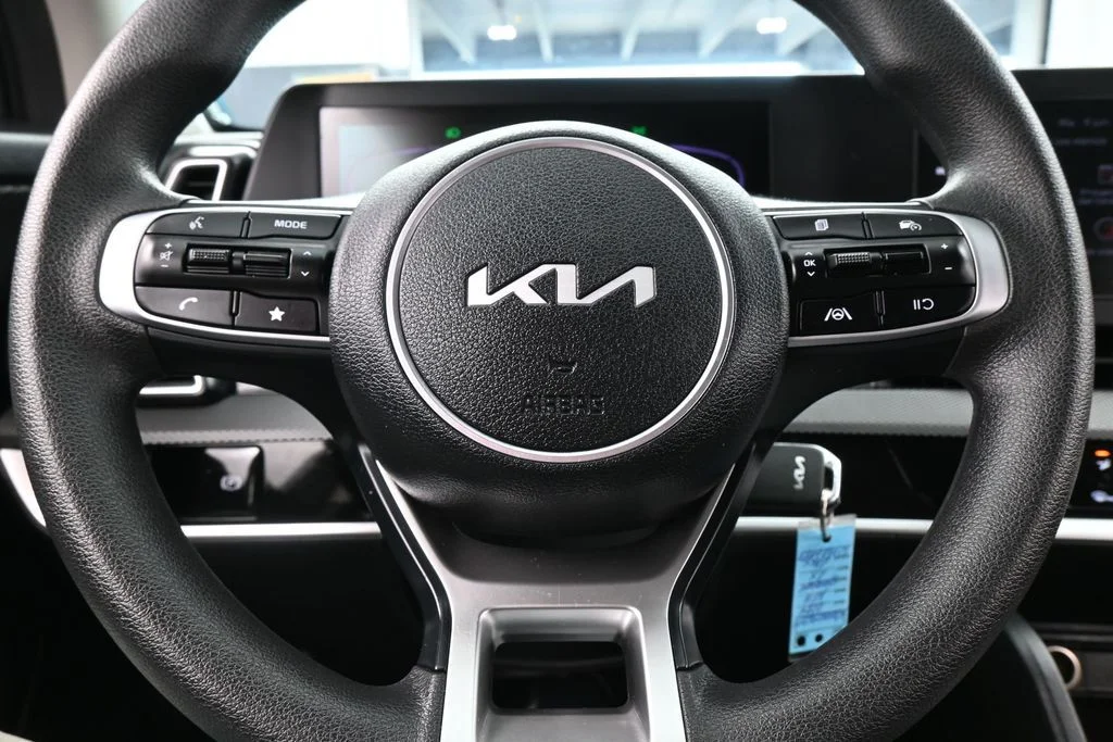 Used 2024 Gravity Gray Kia LX image 23