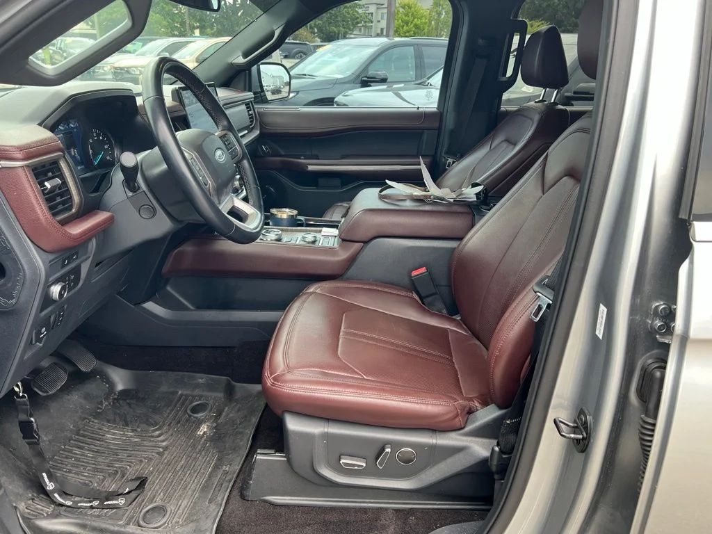 Used 2022 Silver Ford Limited image 7