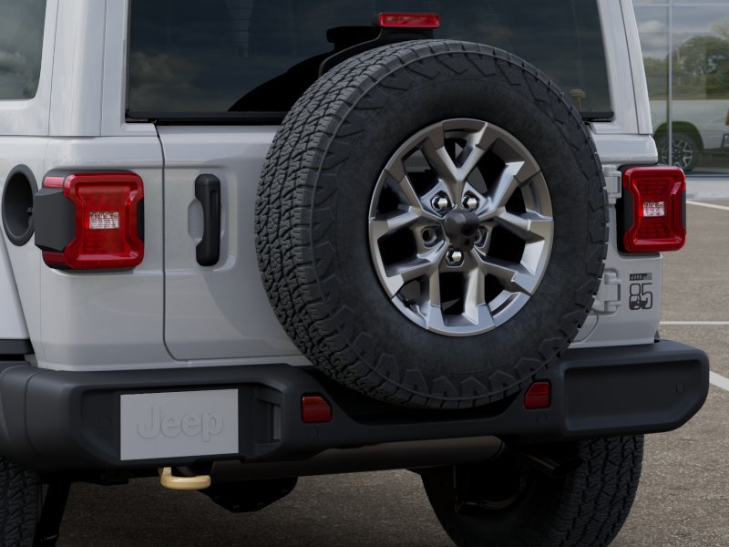 New 2026 Bright White Clear-Coat Exterior Paint Jeep 85th Anniversary image 48