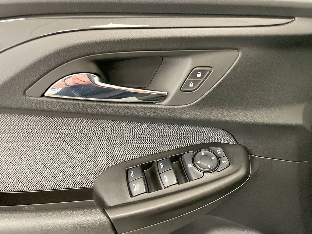 Used 2023 Sterling Gray Metallic Chevrolet LT image 22