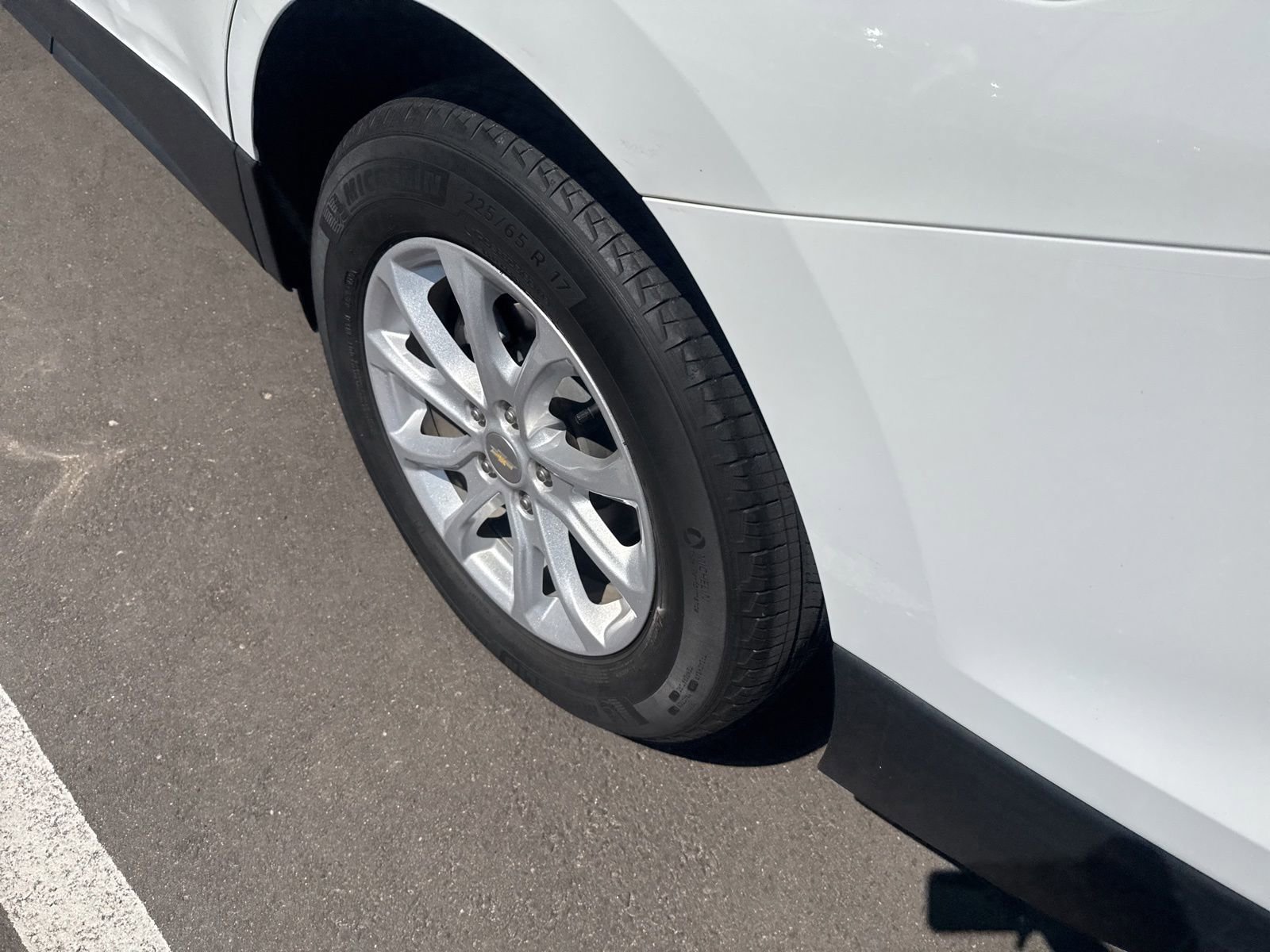 Used 2021 SUMMIT WHITE Chevrolet LS image 12