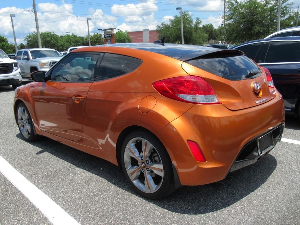 Used 2016  Hyundai Base image 3