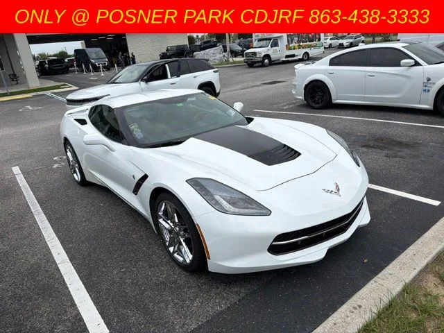 Used 2019 White Chevrolet Stingray image 2