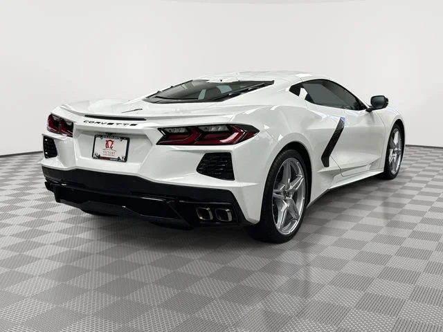 Used 2020 White Chevrolet Stingray image 6