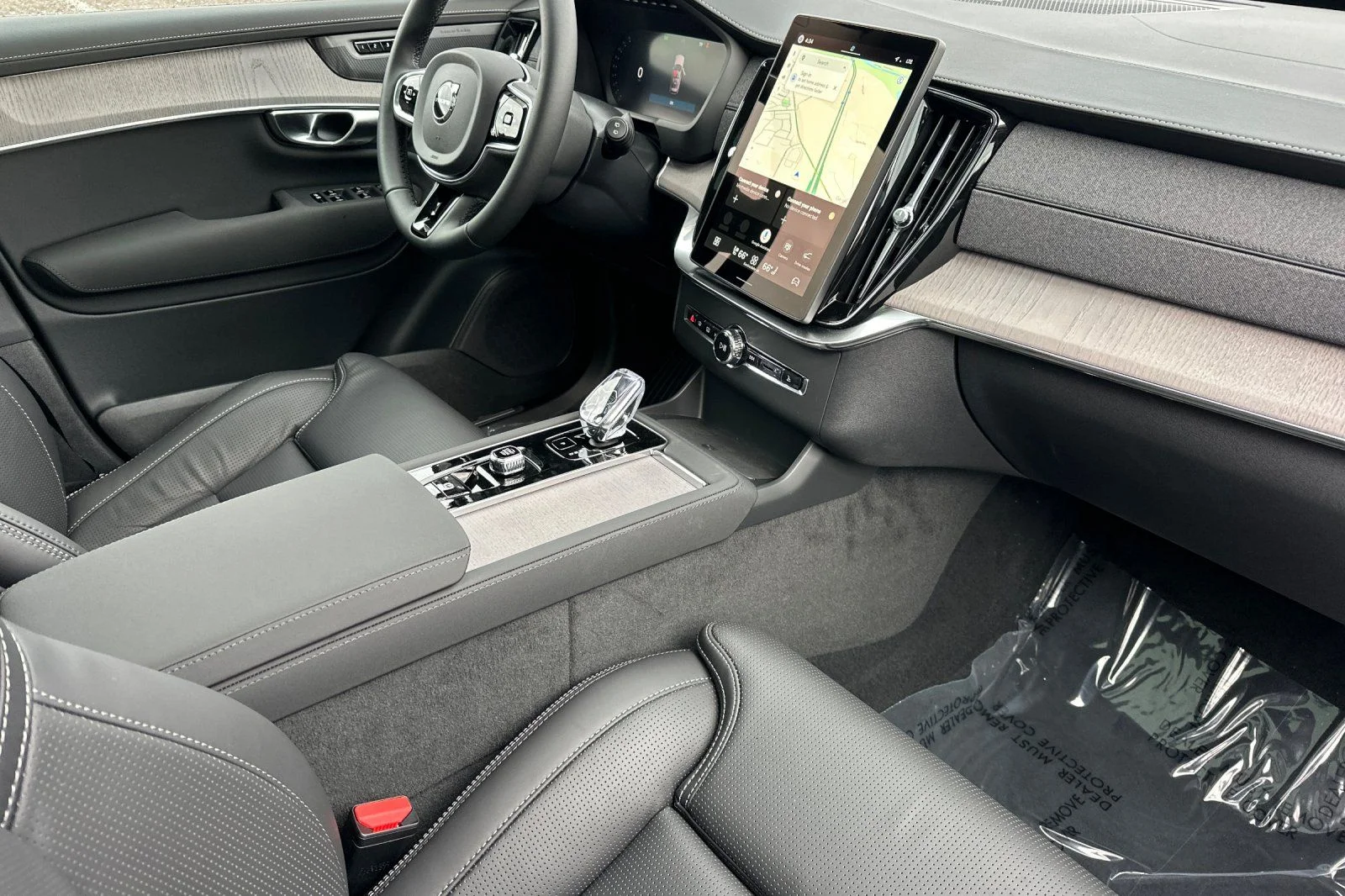New 2026 Aurora Silver Volvo Ultra image 15