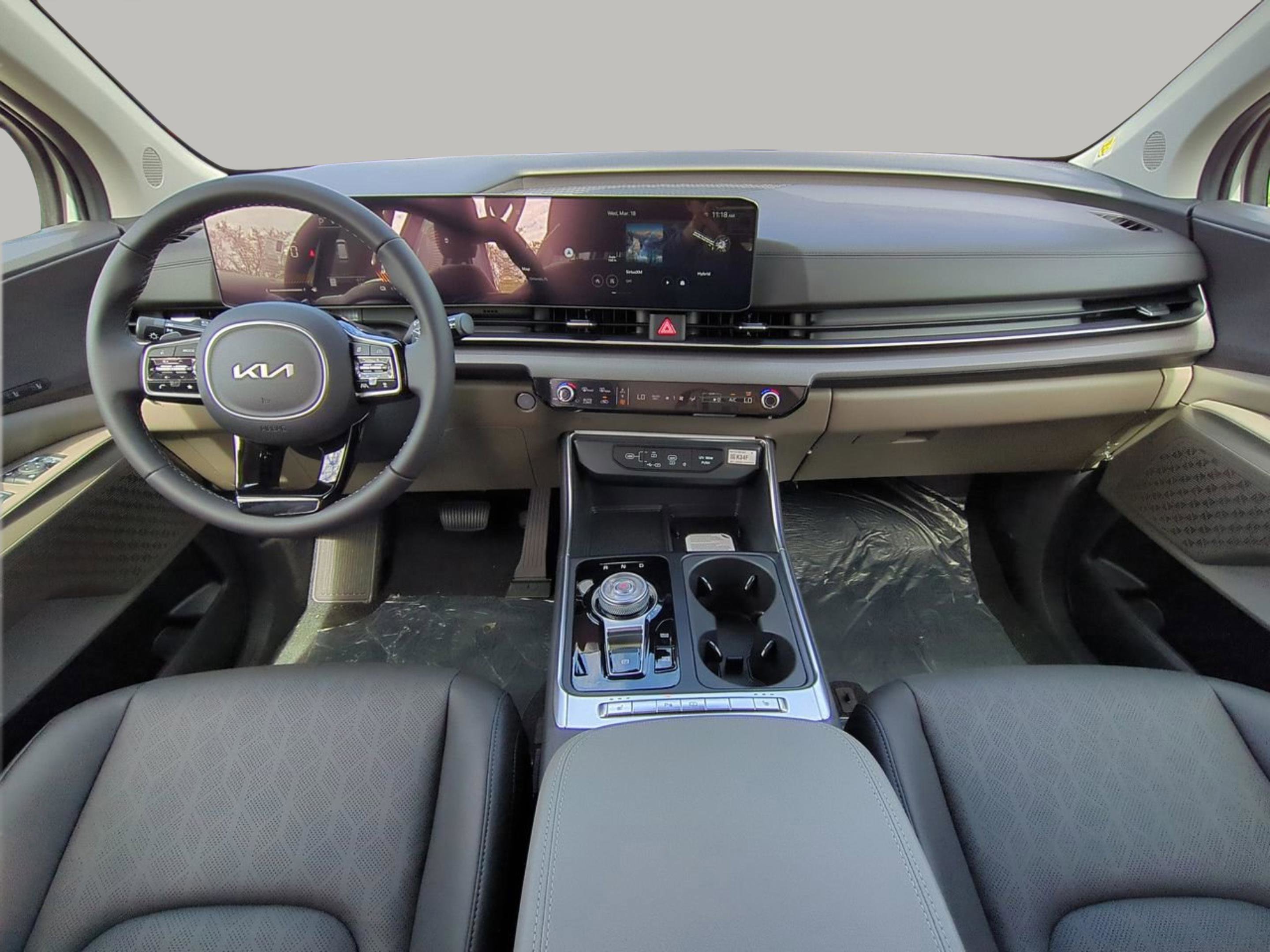 New 2026 Ivory Silver Kia EX image 4
