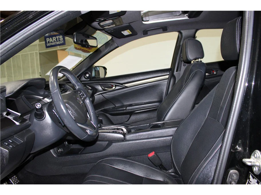 Used 2018 Black Honda Sport Touring image 10