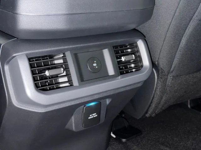 New 2026 Iconic Silver Metallic Ford XLT image 33