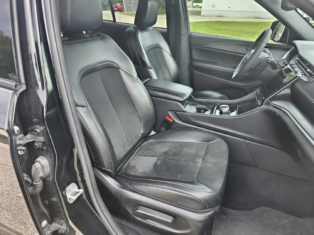 2024 Jeep Grand Cherokee Altitude - Photo 27