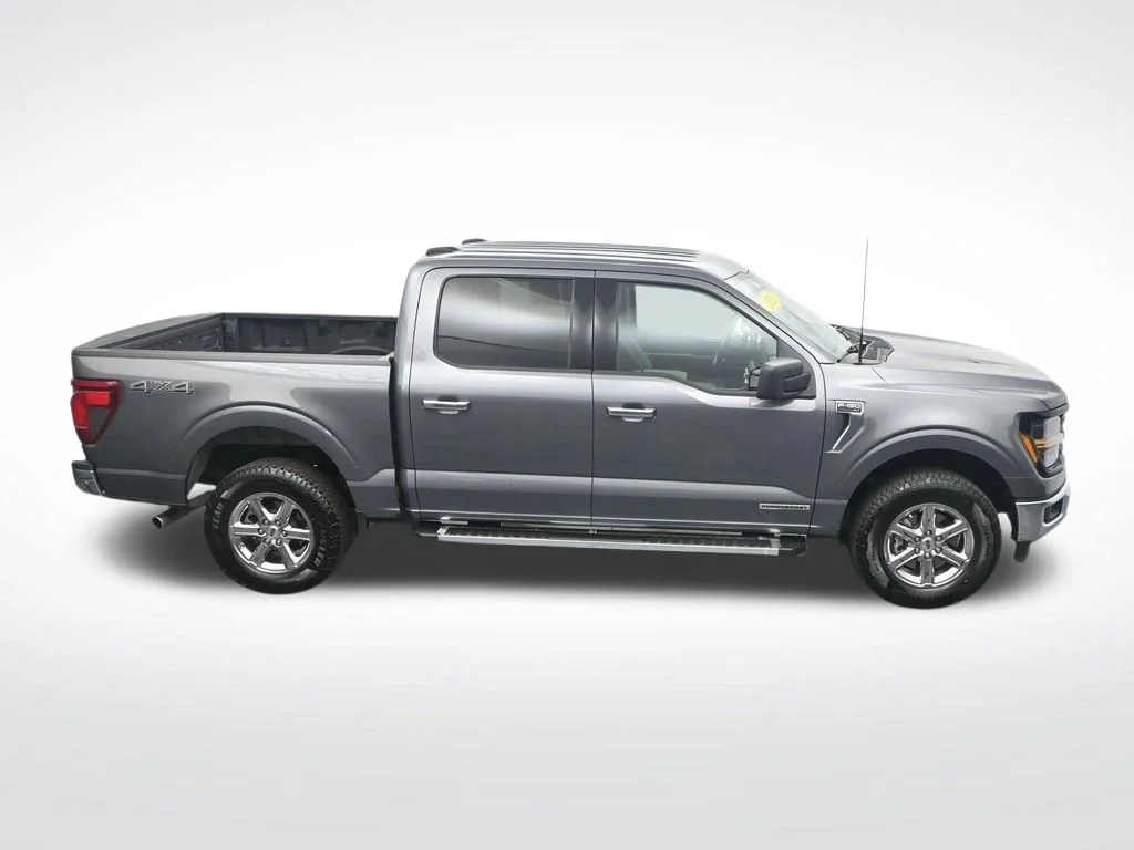 Certified Used 2025 Gray Metallic Ford XLT image 25