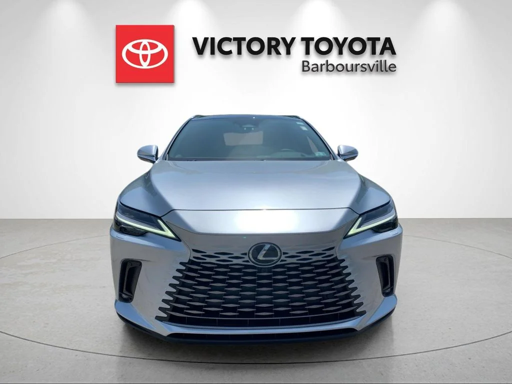 Used 2025 Silver Lexus 350 Luxury image 8