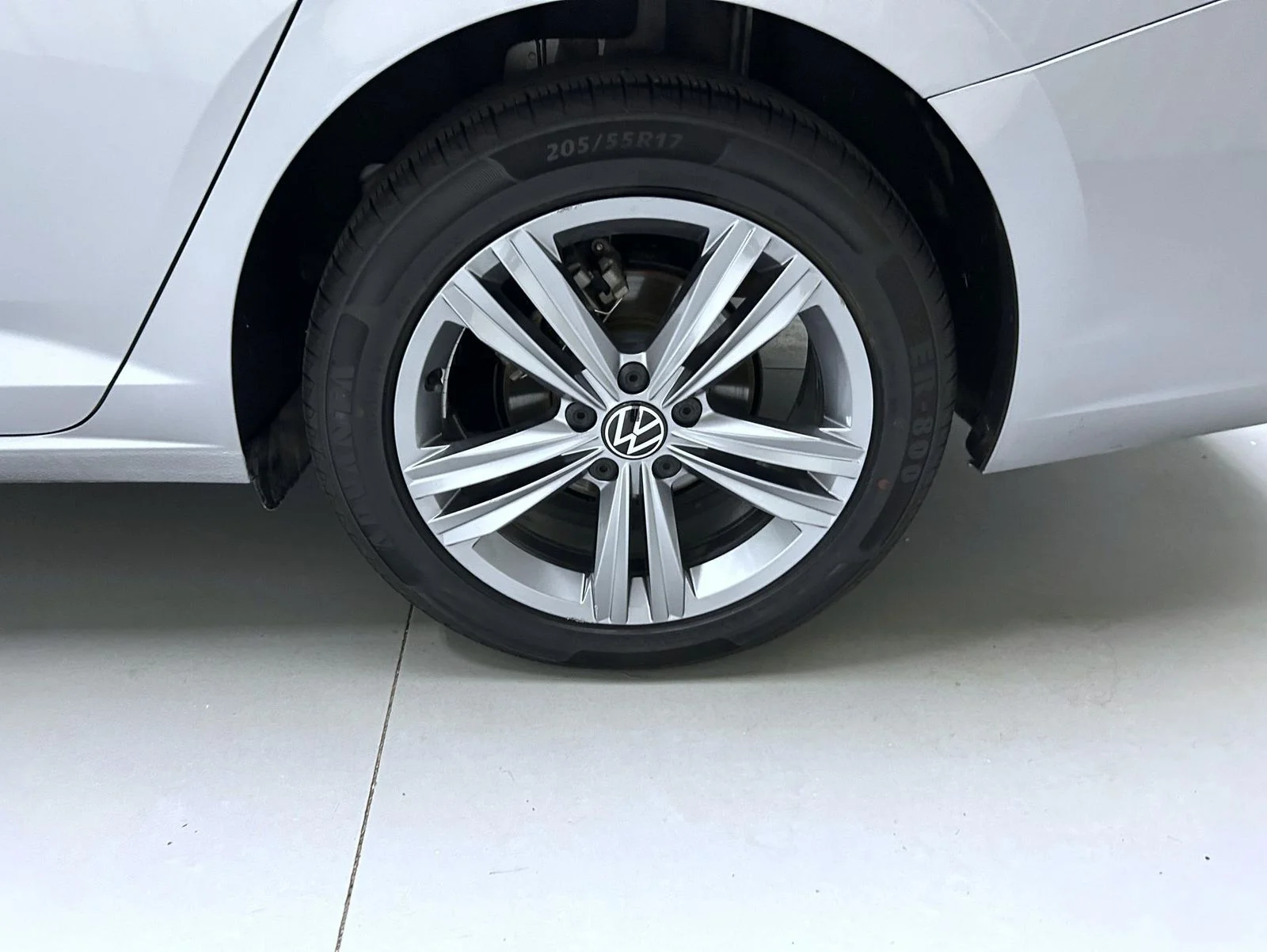 Used 2024 Silver Volkswagen 1.5T SE image 22