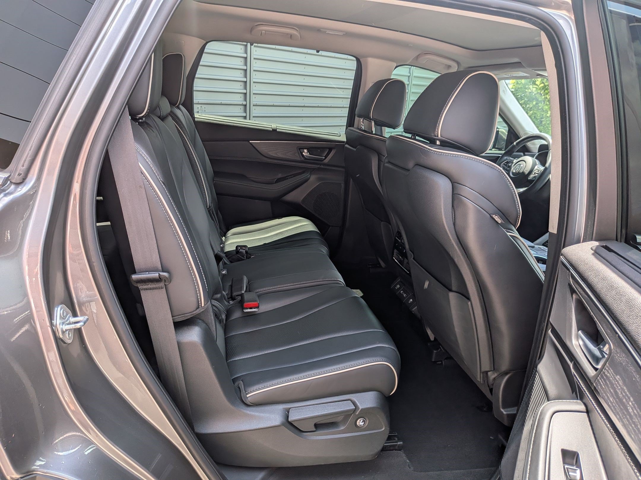 Used 2022 Liquid Carbon Metallic Acura w/Advance Package image 31